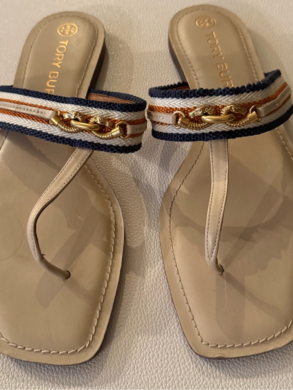 Beige leather Tory Burch thong Sandal